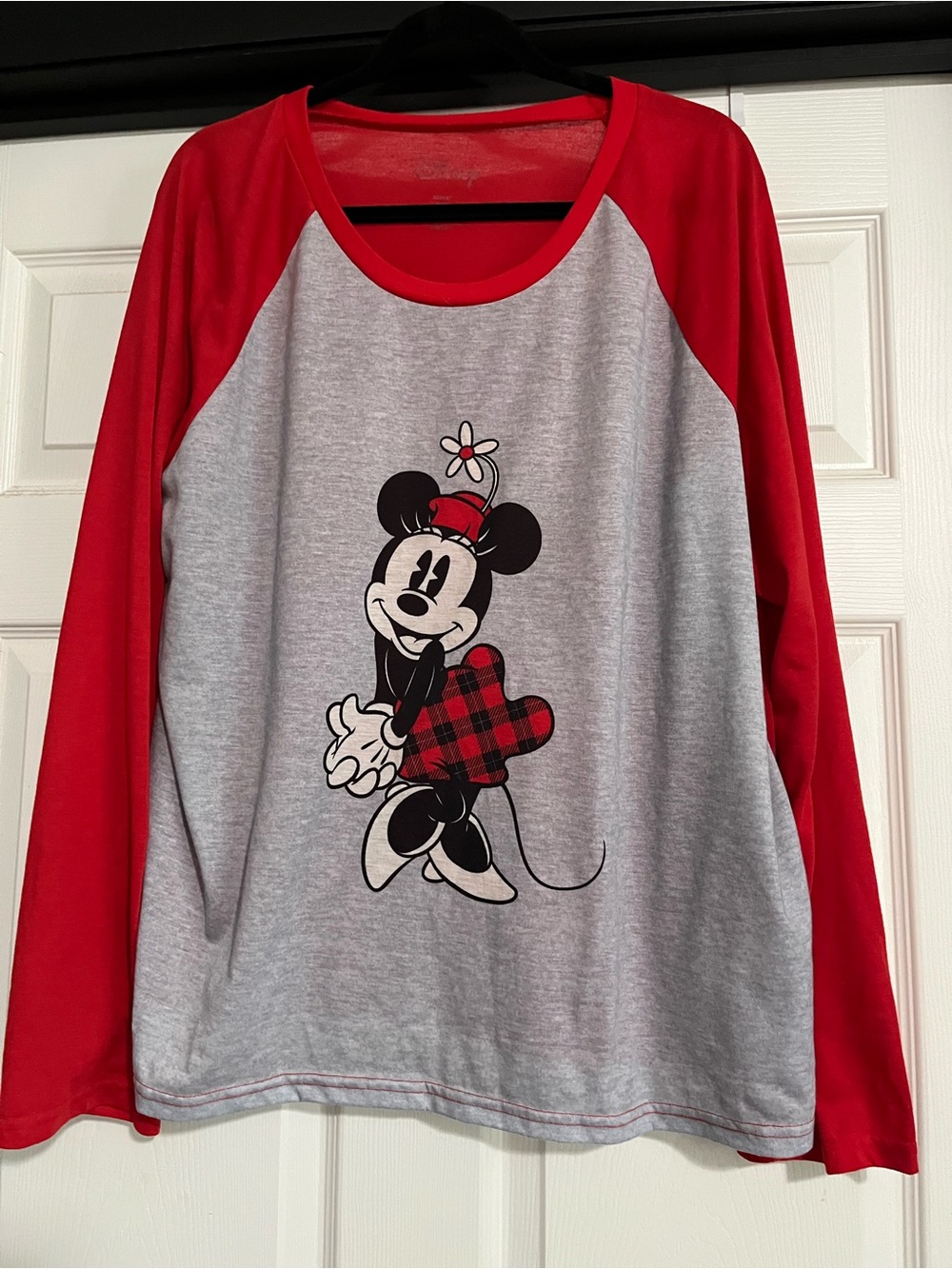 Women's Disney  Minnie Mouse Red & Gray Raglan Top